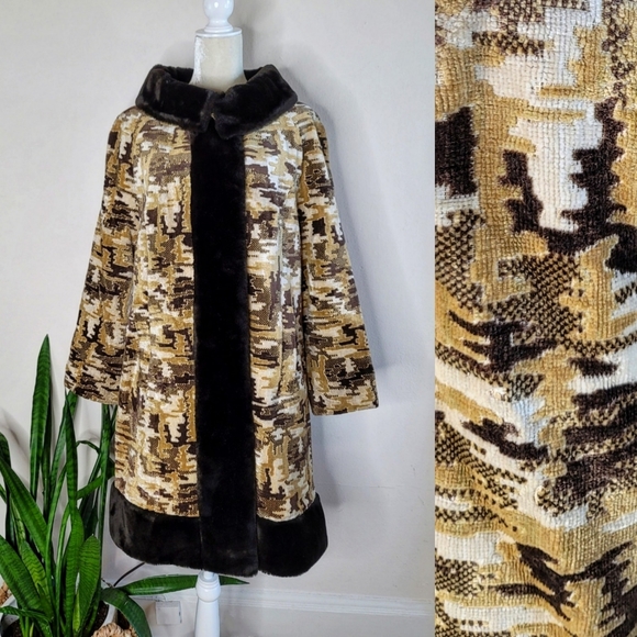 Vintage Jackets & Blazers - 🎉HP VTG 60s Country Pacer Tapestry Coat